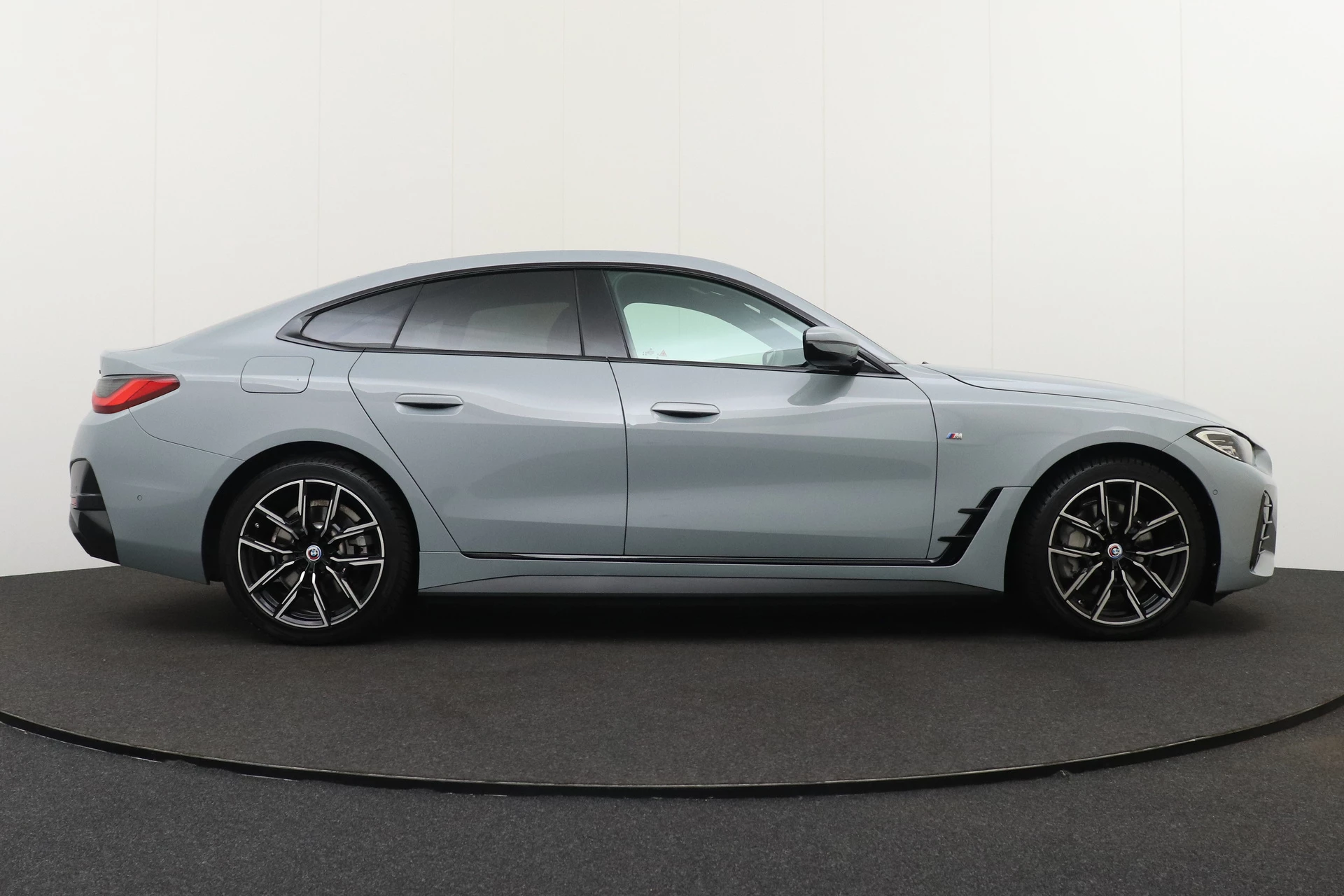 Hoofdafbeelding BMW i4
