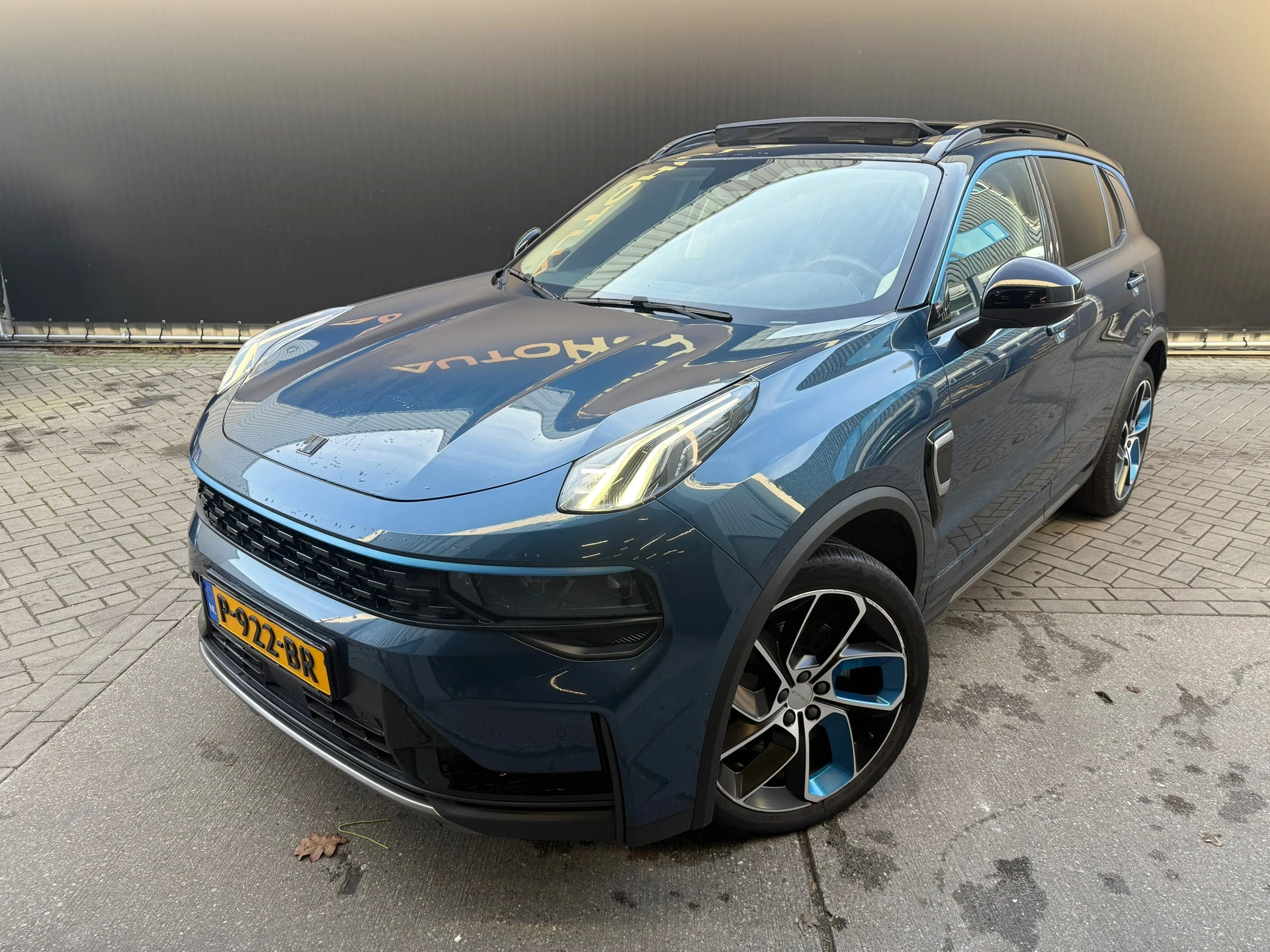 Hoofdafbeelding Lynk & Co 01