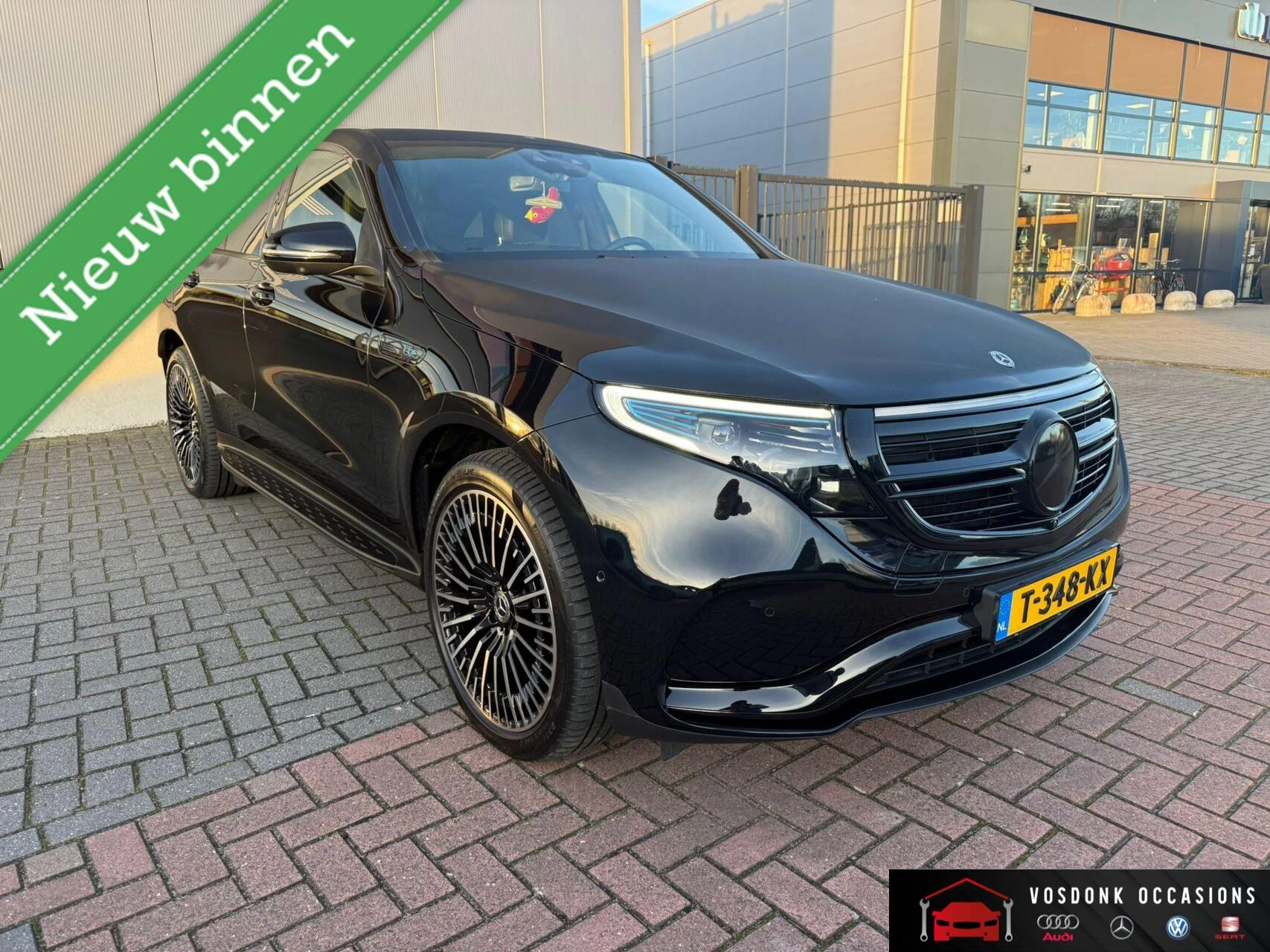 Hoofdafbeelding Mercedes-Benz EQC