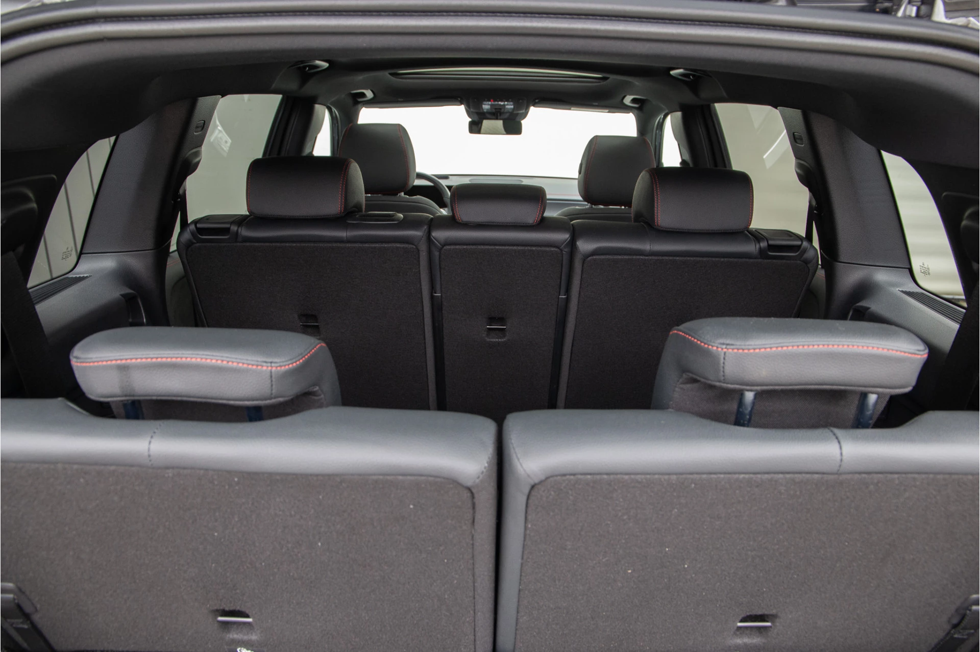 Hoofdafbeelding Mercedes-Benz EQB