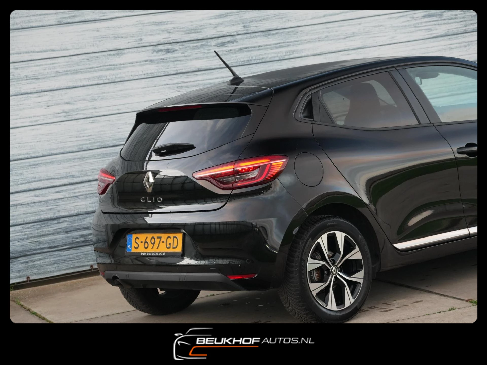 Hoofdafbeelding Renault Clio