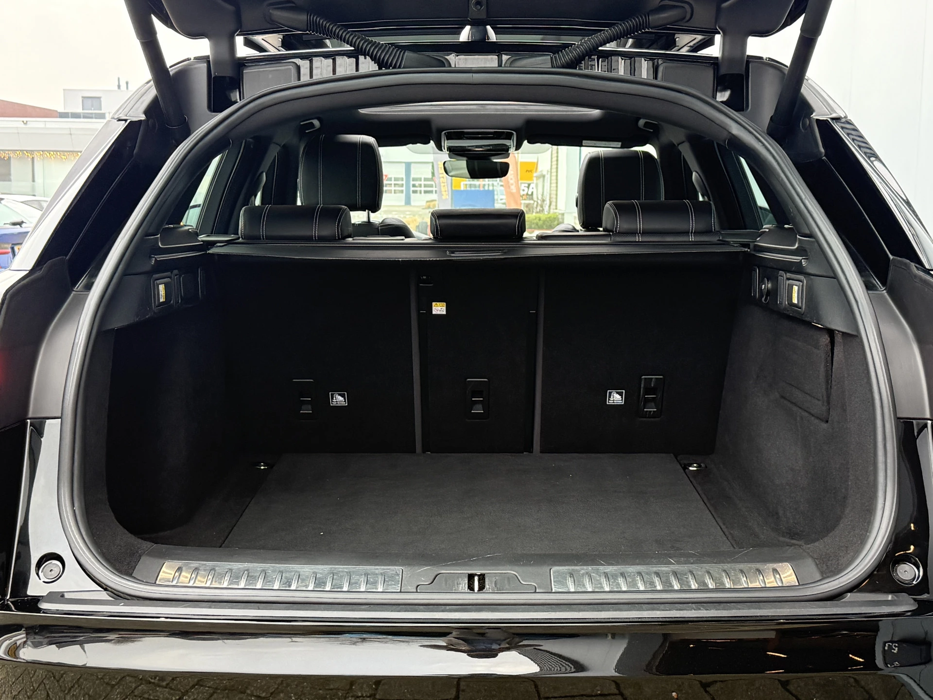 Hoofdafbeelding Land Rover Range Rover Velar