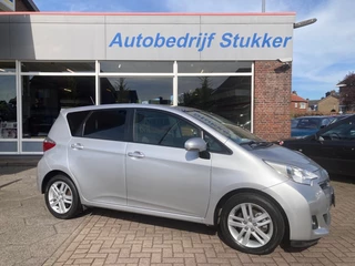 Toyota Verso-S 1.33 VVT-i Dynamic Trekhaak Cruise Navigatie,