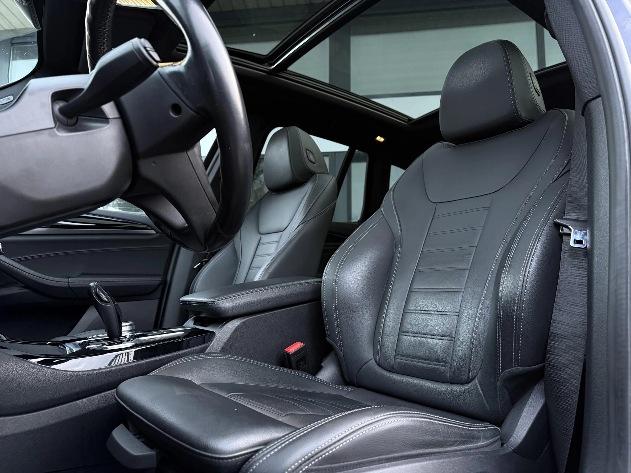 Hoofdafbeelding BMW iX3