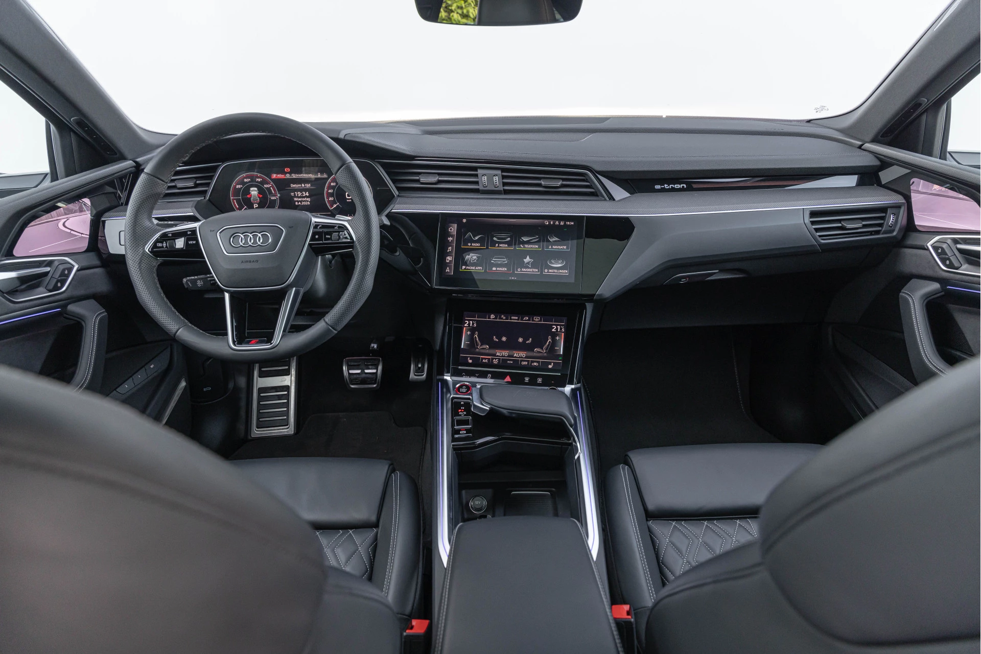 Hoofdafbeelding Audi Q8 Sportback e-tron