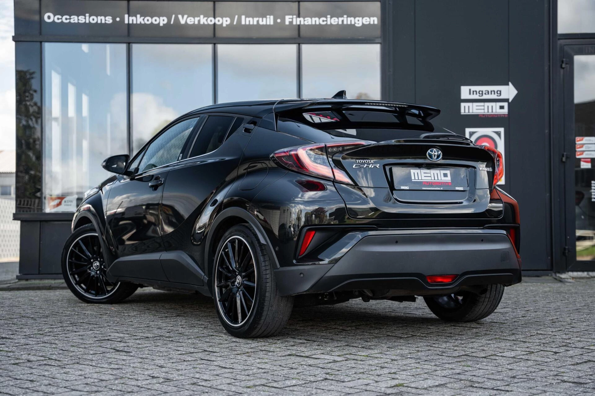 Hoofdafbeelding Toyota C-HR