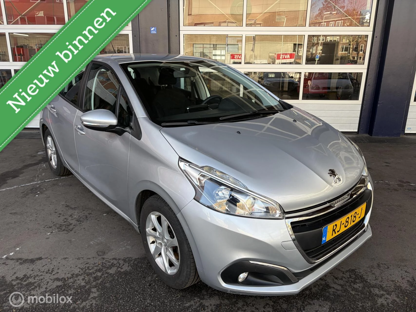 Hoofdafbeelding Peugeot 208