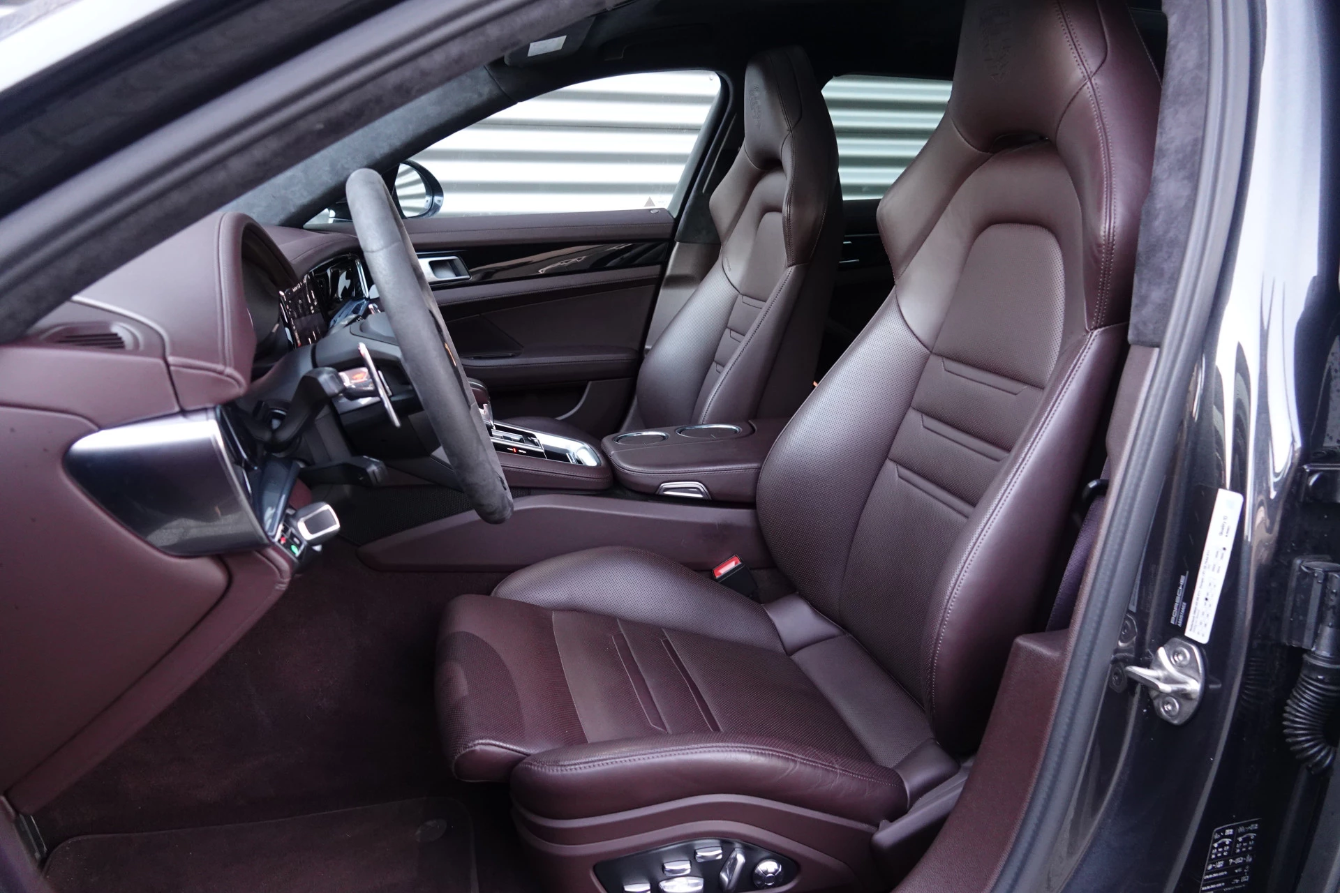 Hoofdafbeelding Porsche Panamera