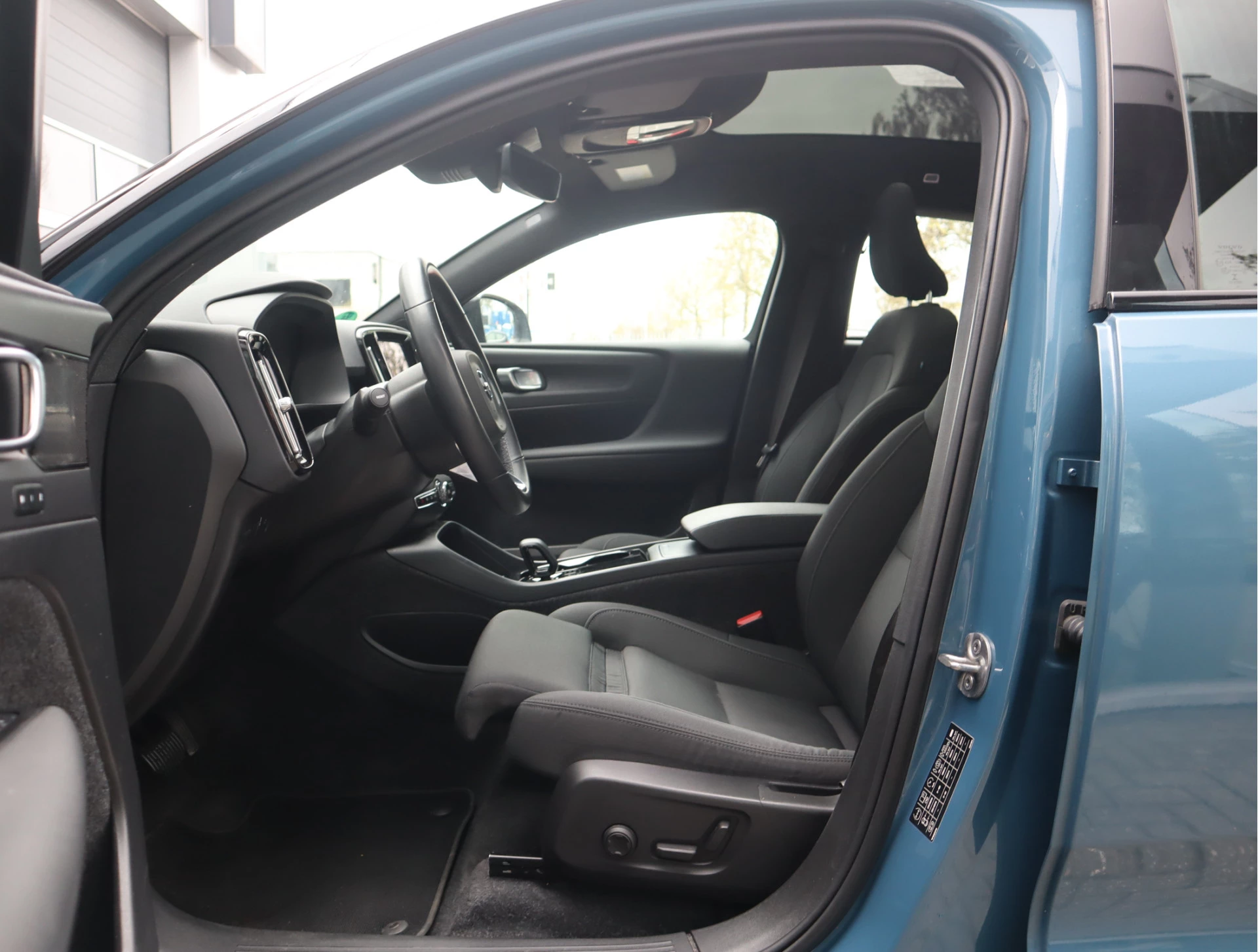 Hoofdafbeelding Volvo C40