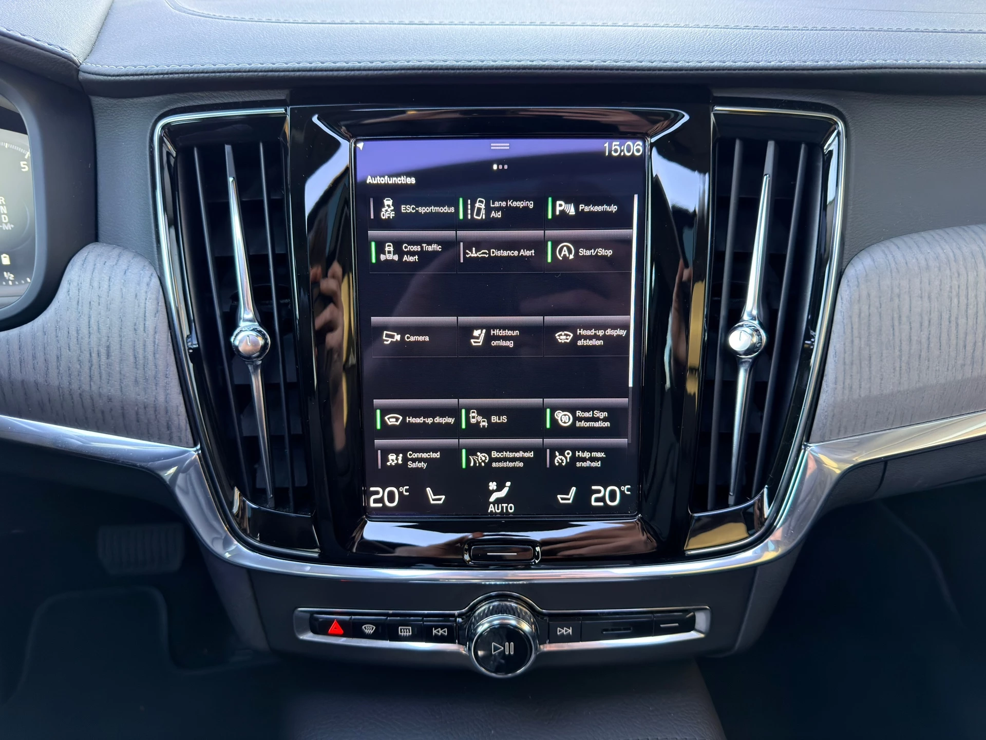 Hoofdafbeelding Volvo V90