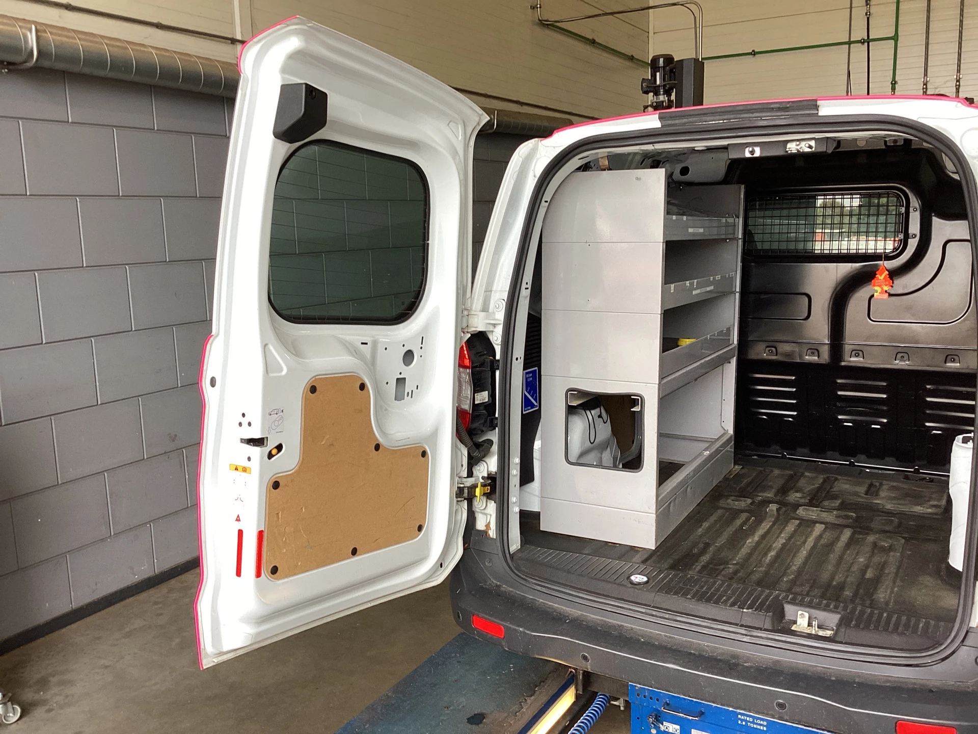 Hoofdafbeelding Ford Transit Courier
