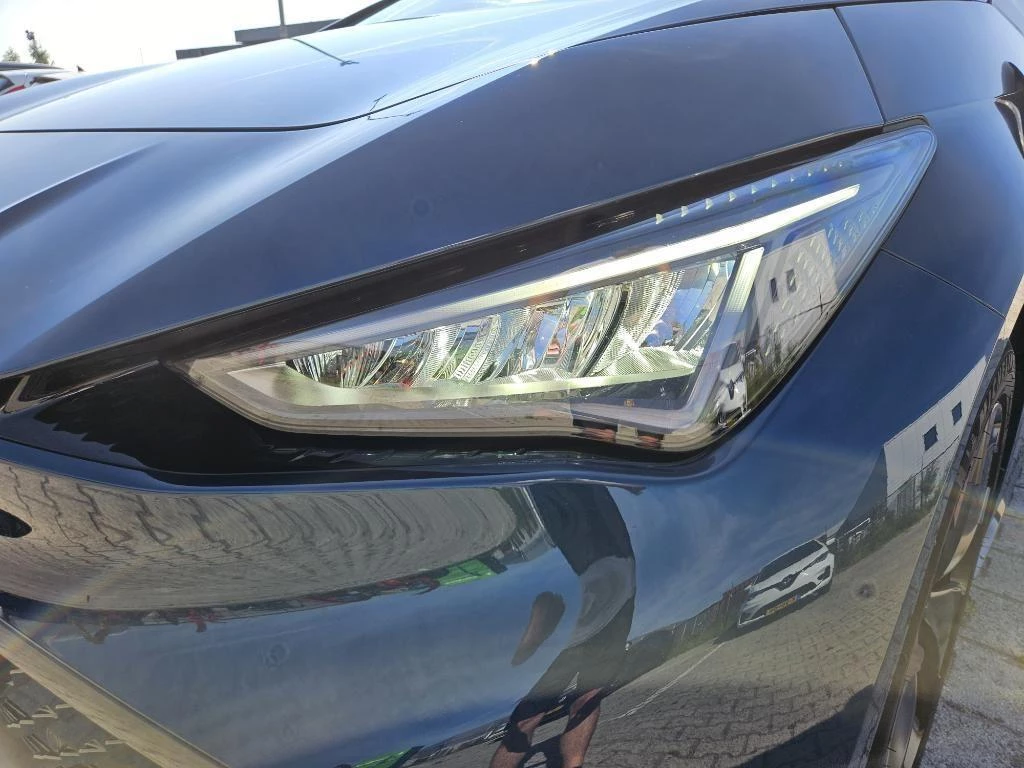 Hoofdafbeelding CUPRA Born