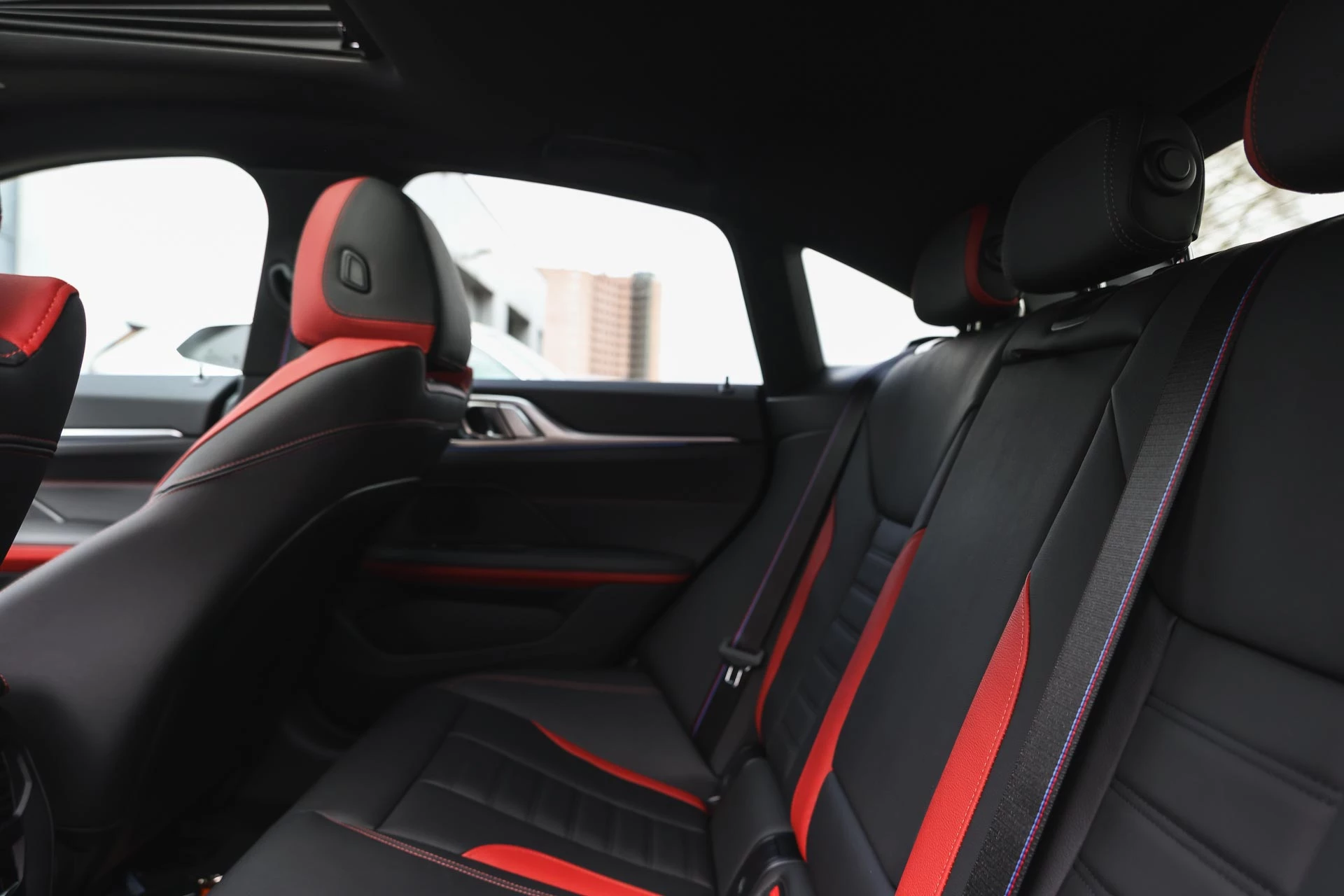 Hoofdafbeelding BMW i4