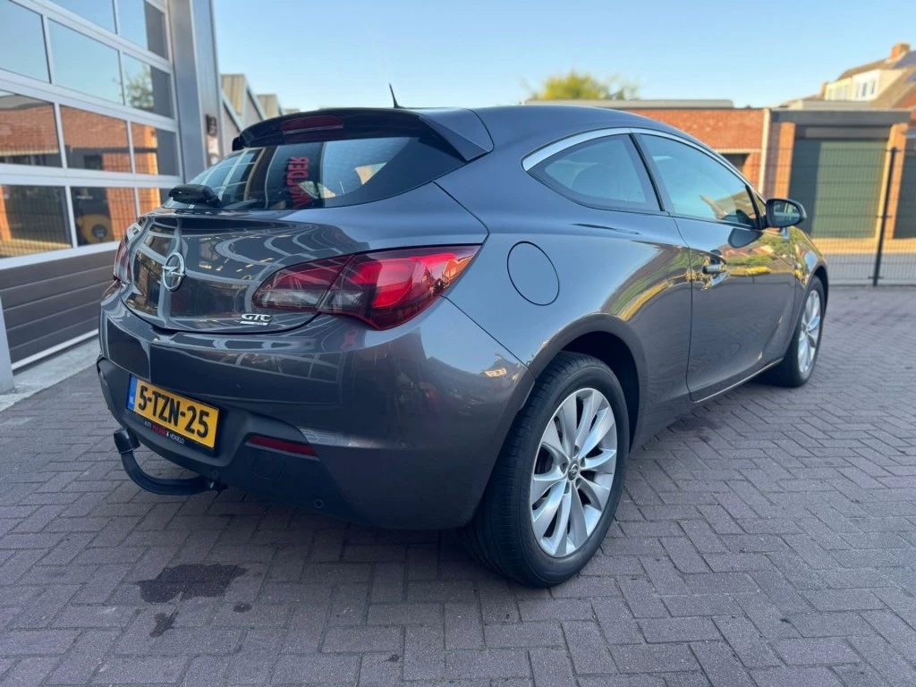 Hoofdafbeelding Opel Astra
