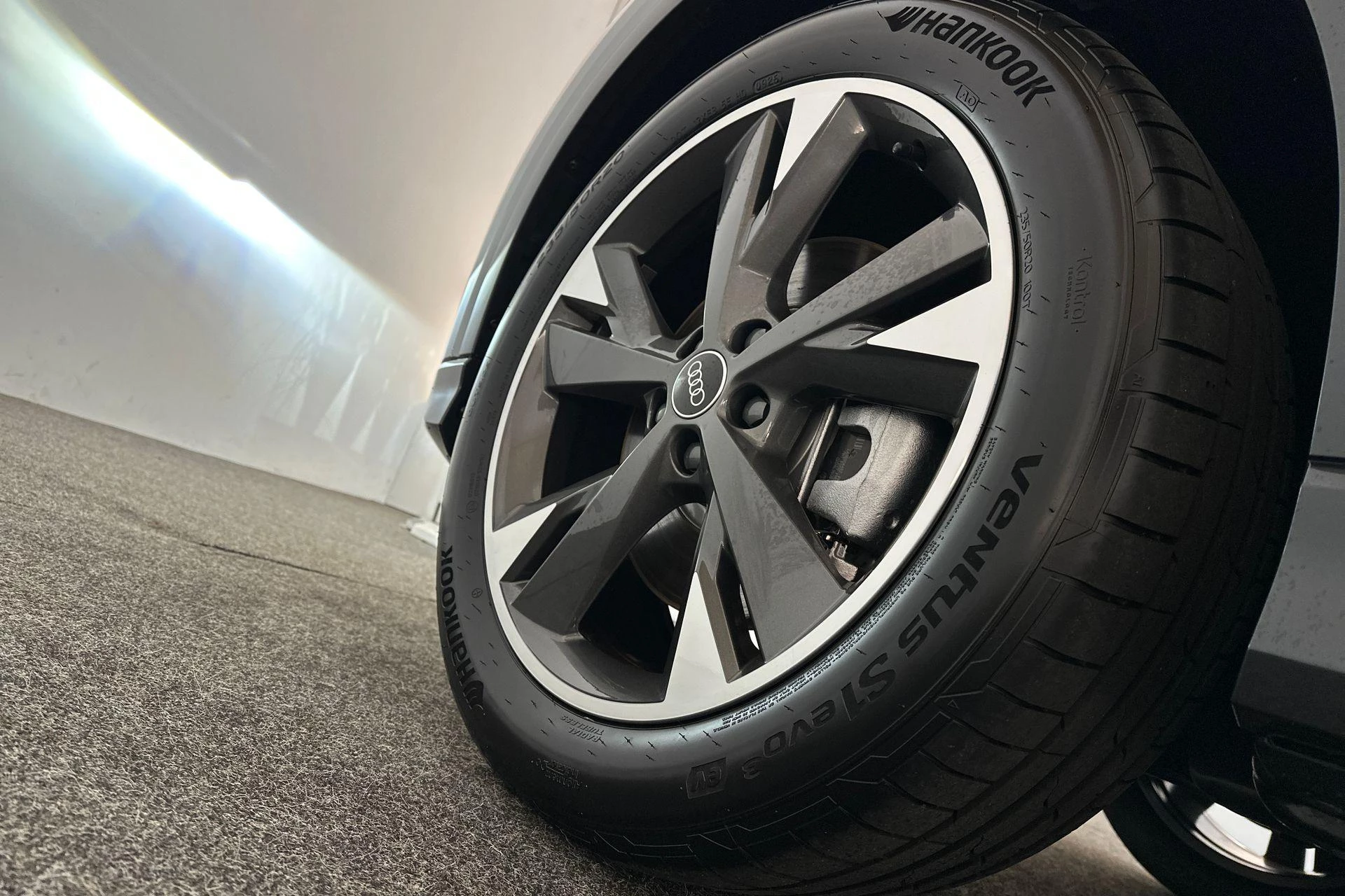 Hoofdafbeelding Audi Q4 e-tron