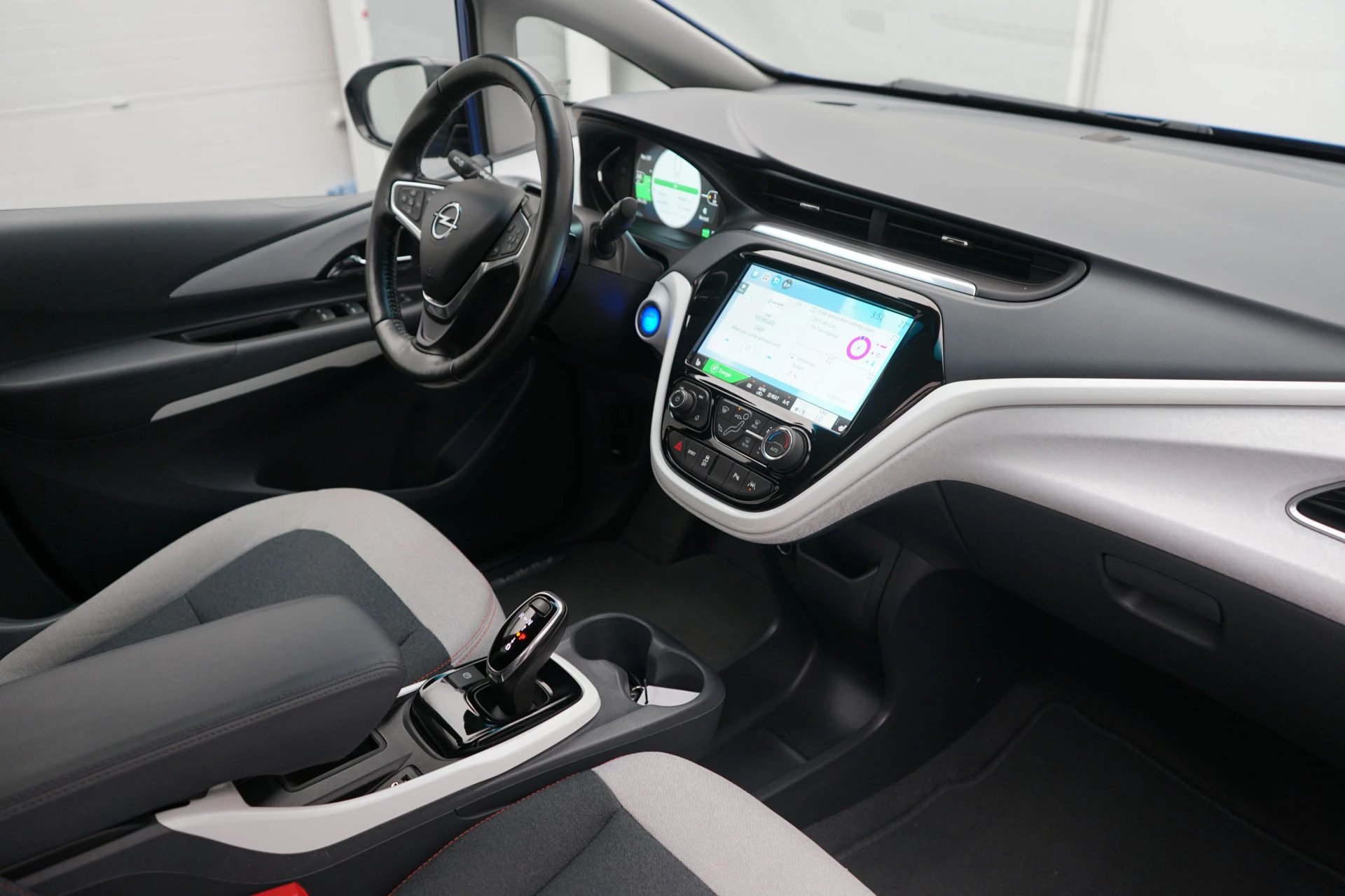 Hoofdafbeelding Opel Ampera-e