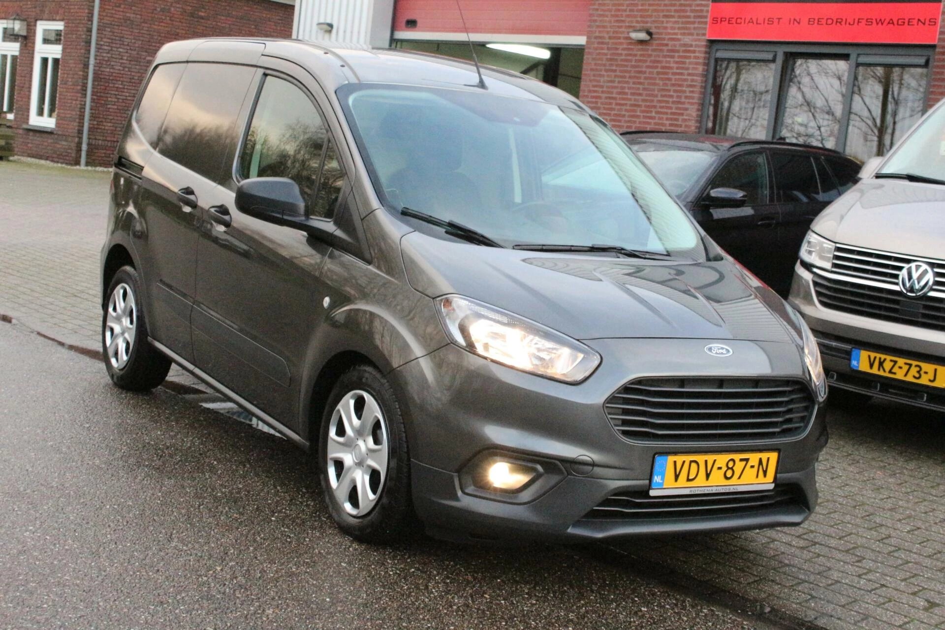 Hoofdafbeelding Ford Transit Courier