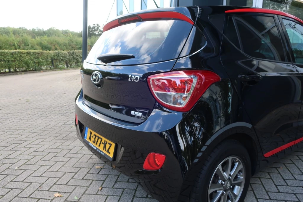 Hoofdafbeelding Hyundai i10