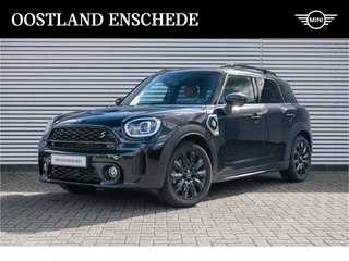 MINI Countryman Cooper S E ALL4 Classic Automaat / Achteruitrijcamera / LED / Comfort Access / Stoelverwarming / Comfortstoelen