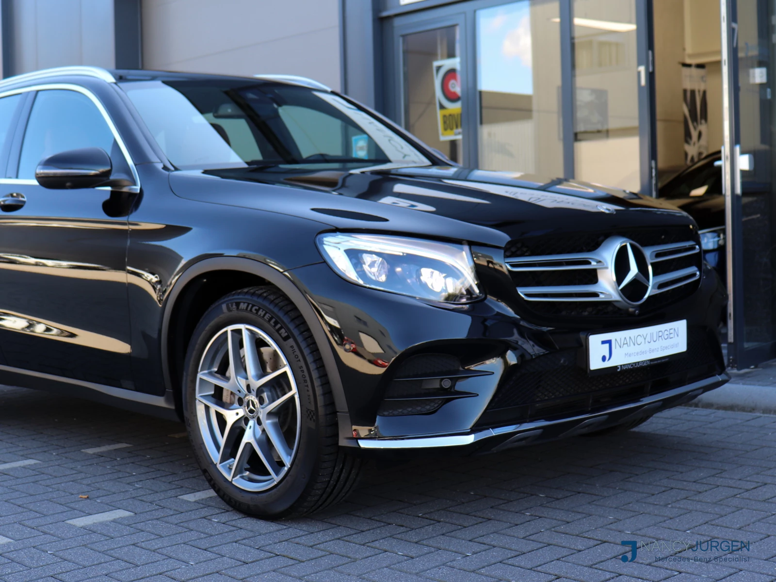 Hoofdafbeelding Mercedes-Benz GLC