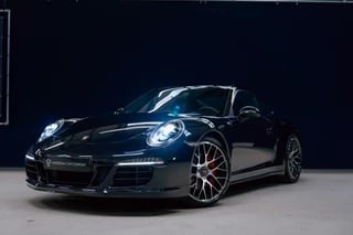 Porsche 911 3.8 Carrera GTS black on black