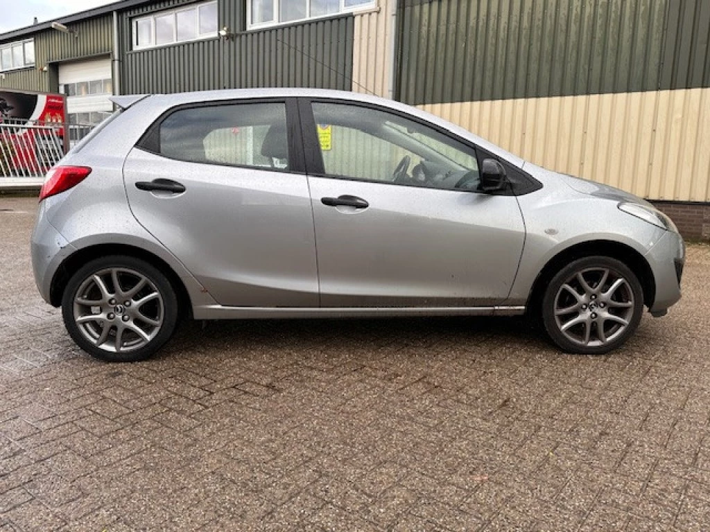 Hoofdafbeelding Mazda 2