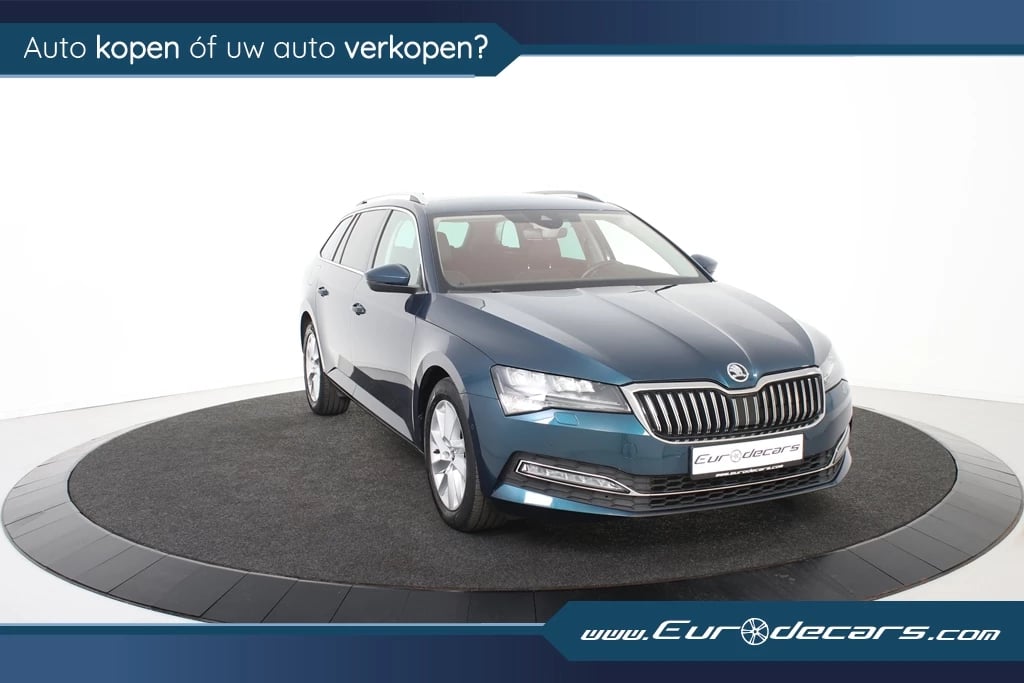 Hoofdafbeelding Škoda Superb