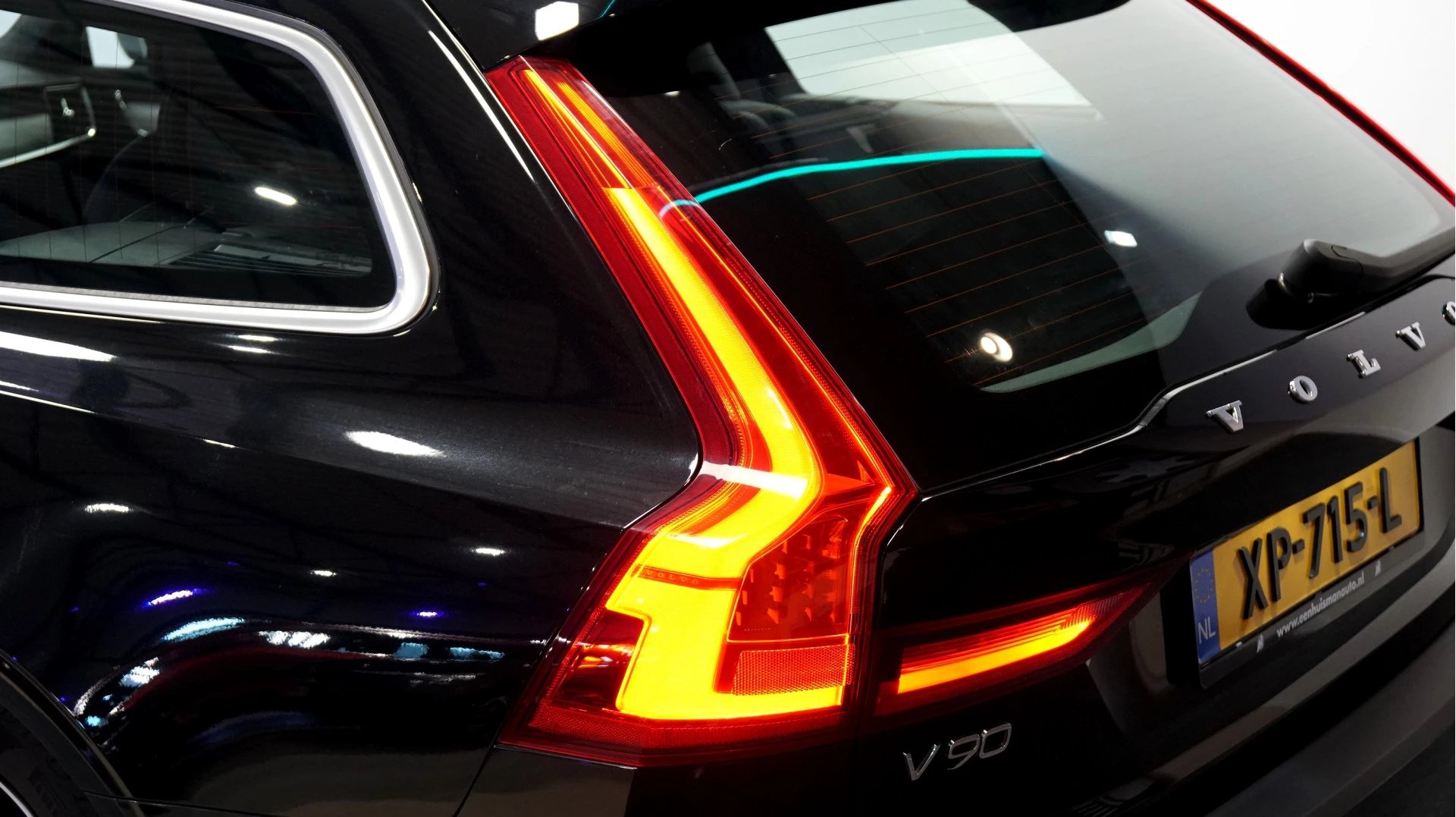 Hoofdafbeelding Volvo V90