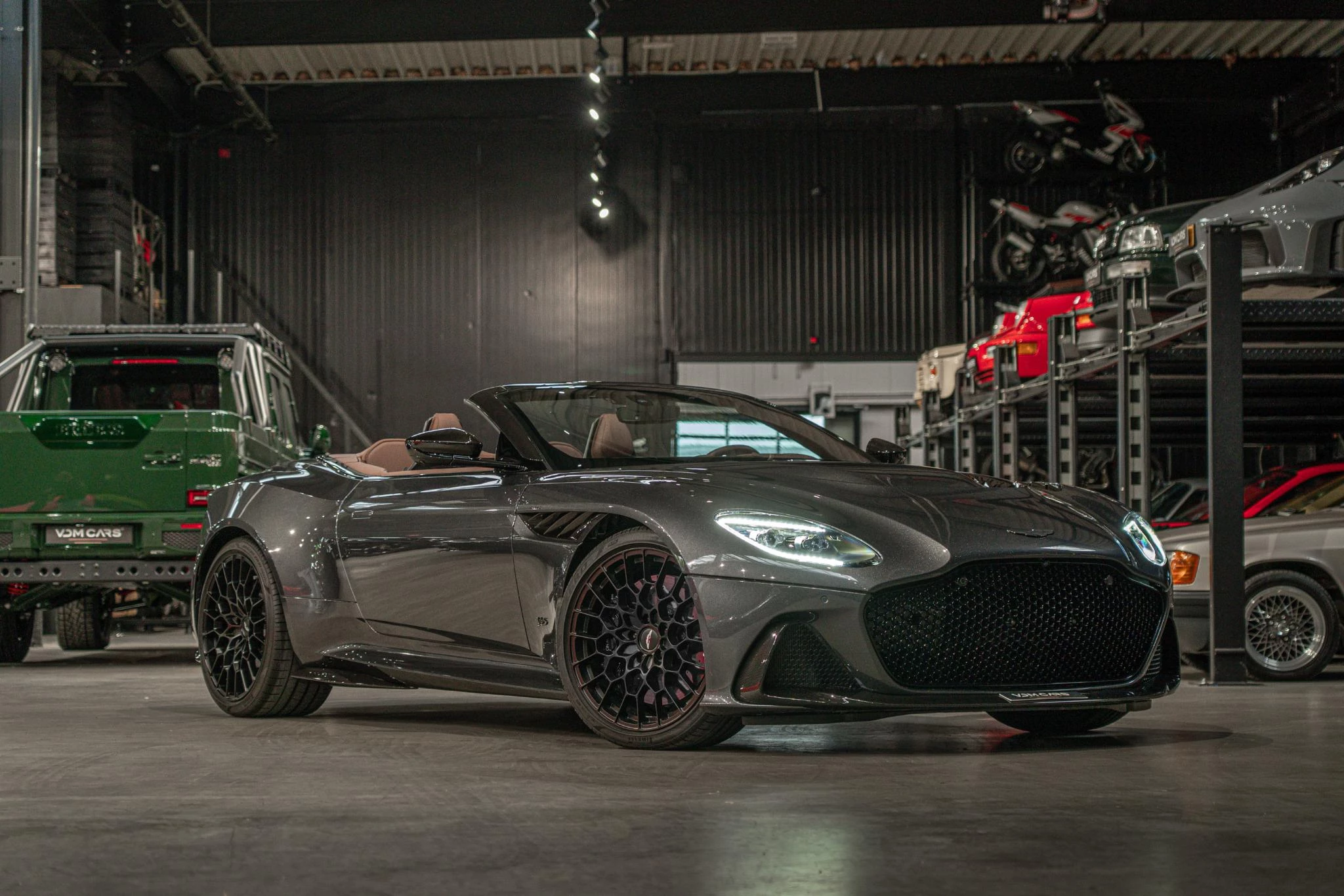 Hoofdafbeelding Aston Martin DBS