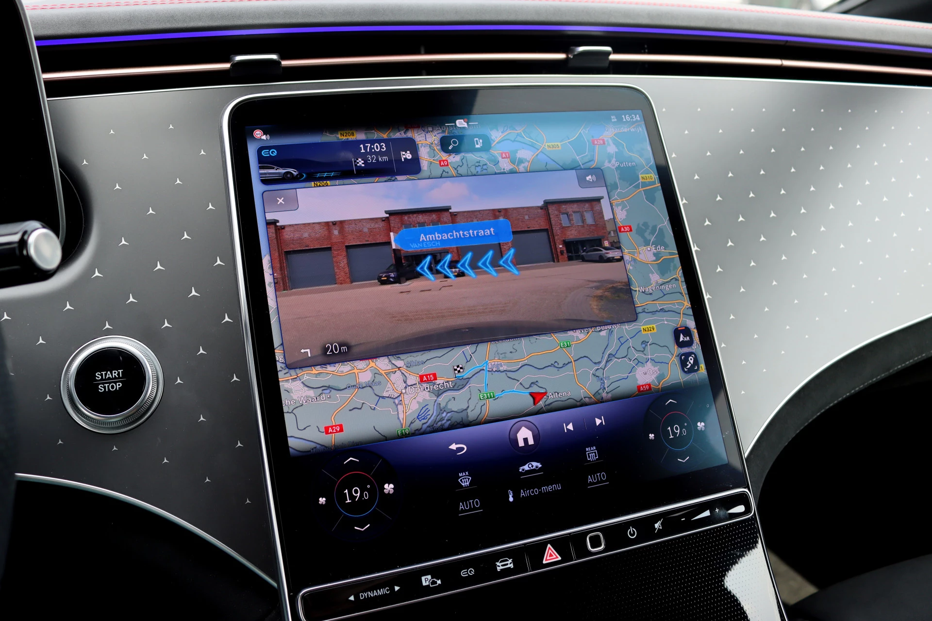 Hoofdafbeelding Mercedes-Benz EQE