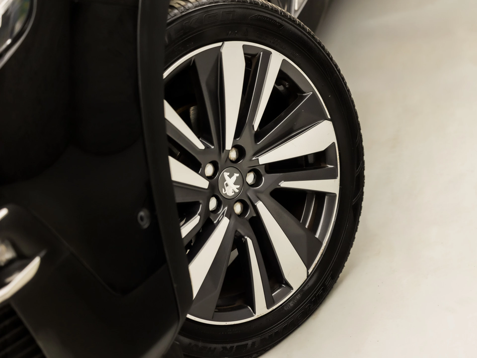 Hoofdafbeelding Peugeot 5008