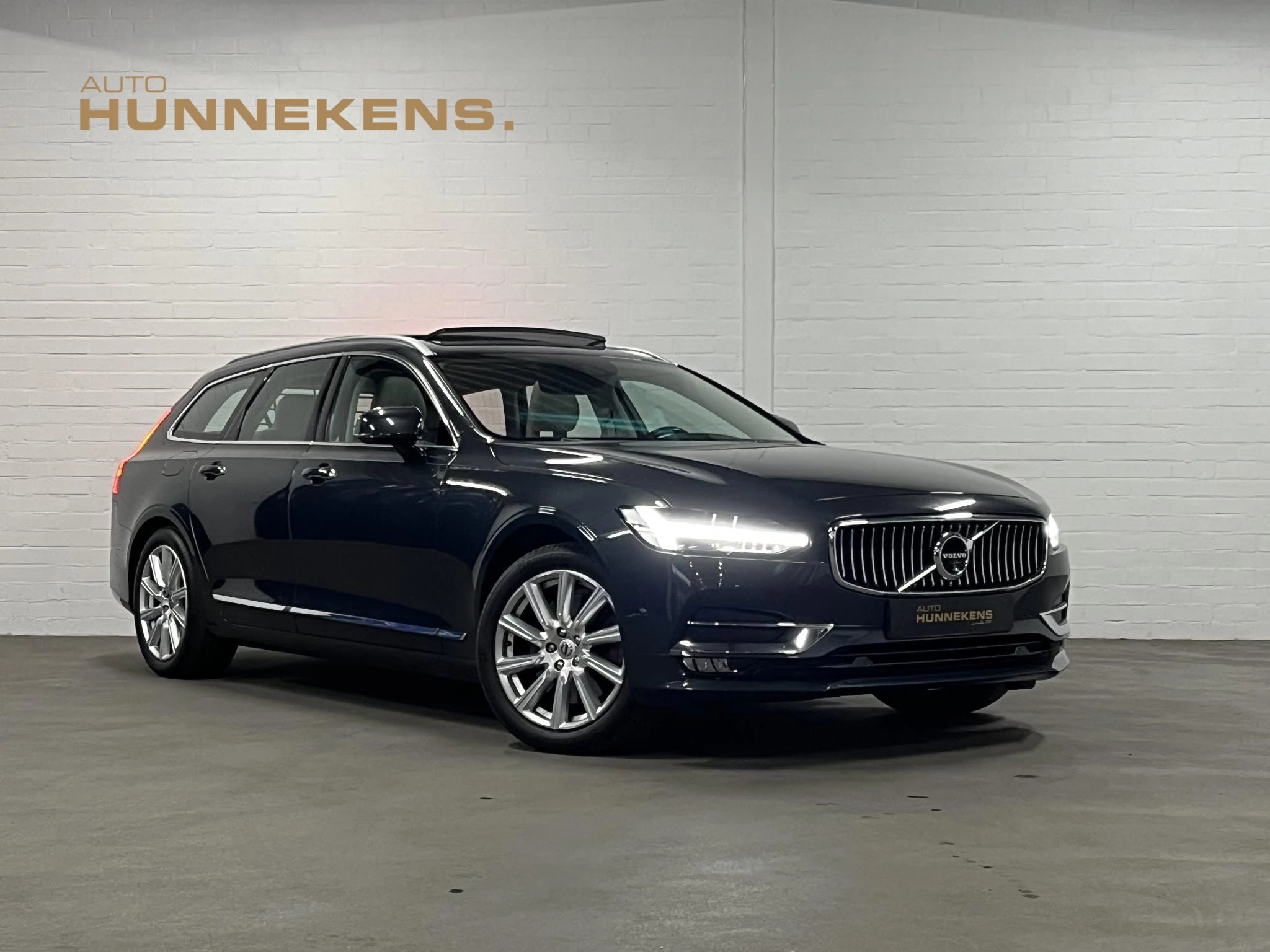 Hoofdafbeelding Volvo V90