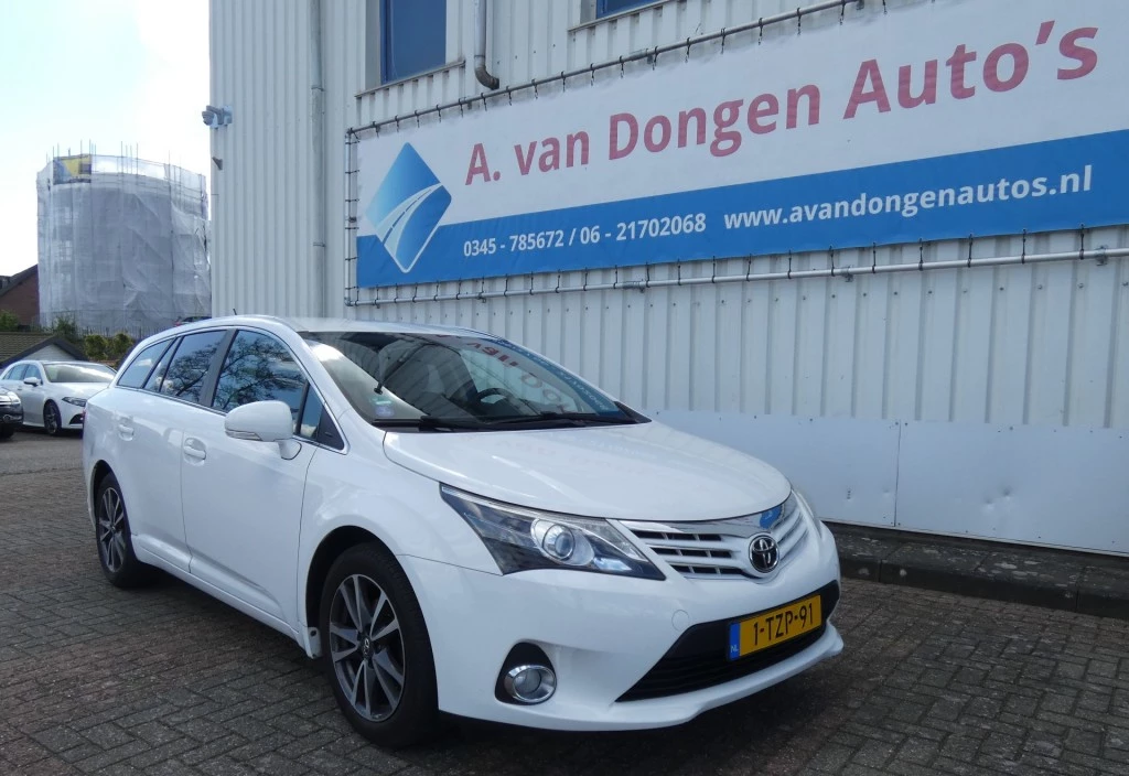 Hoofdafbeelding Toyota Avensis