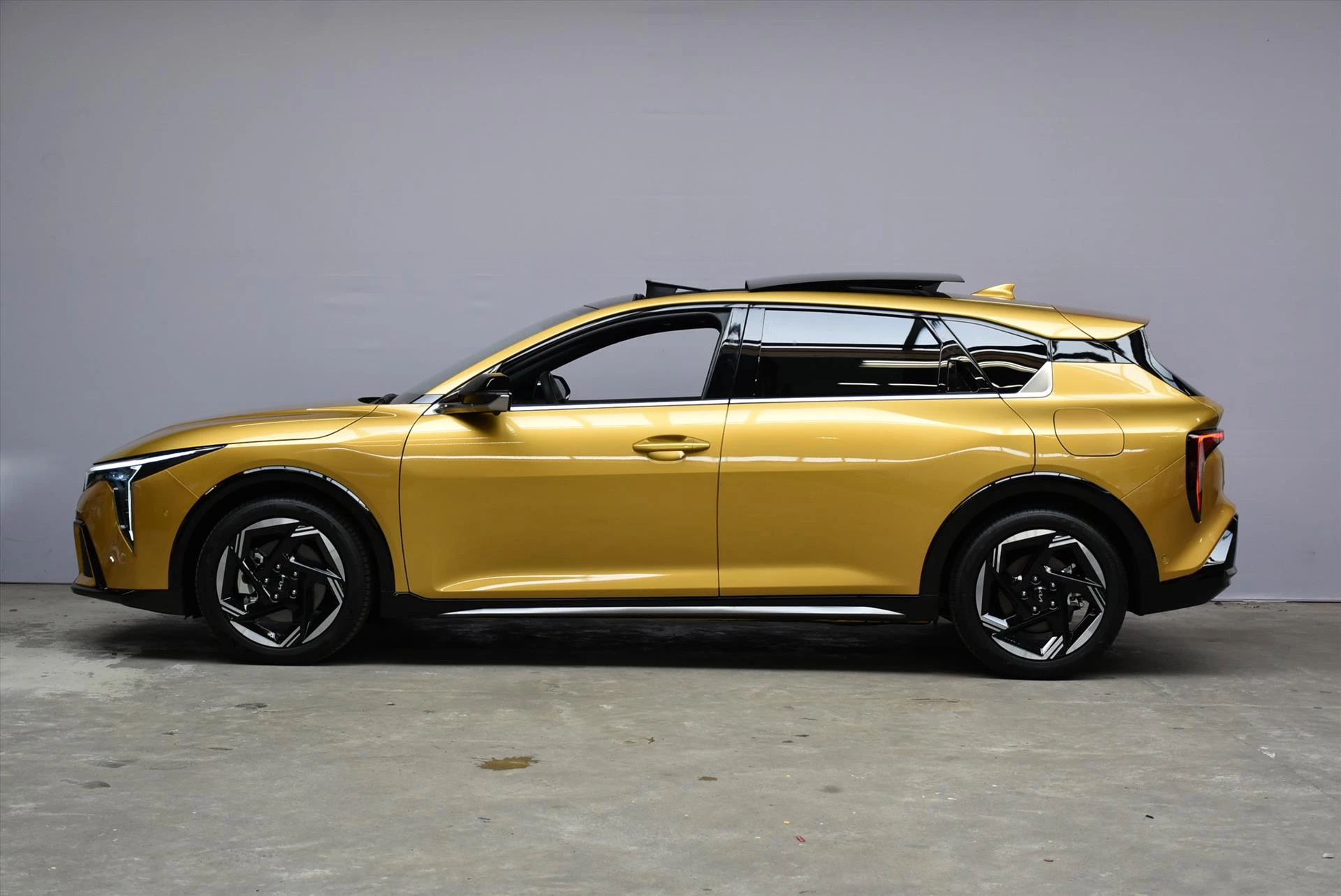 Hoofdafbeelding Kia K4