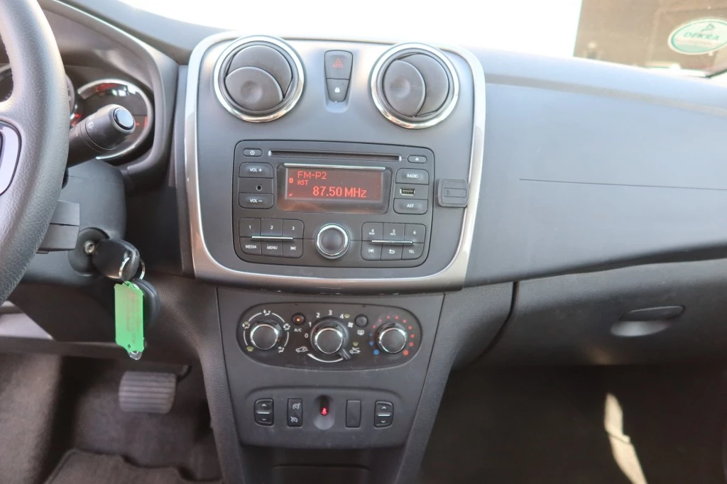 Hoofdafbeelding Dacia Logan