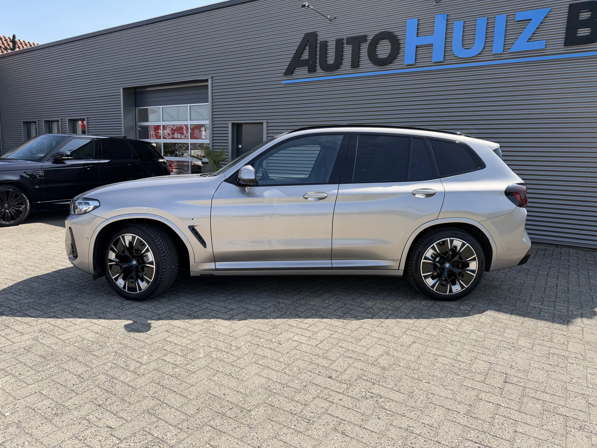 Hoofdafbeelding BMW iX3