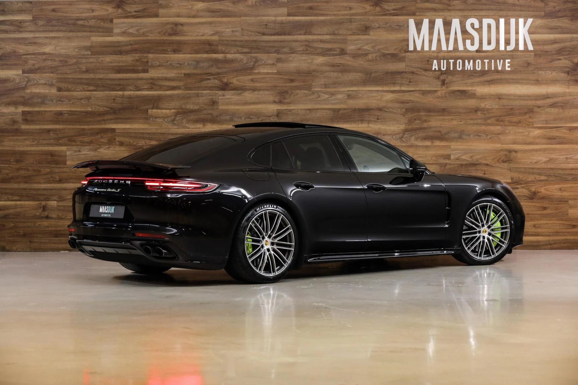 Hoofdafbeelding Porsche Panamera