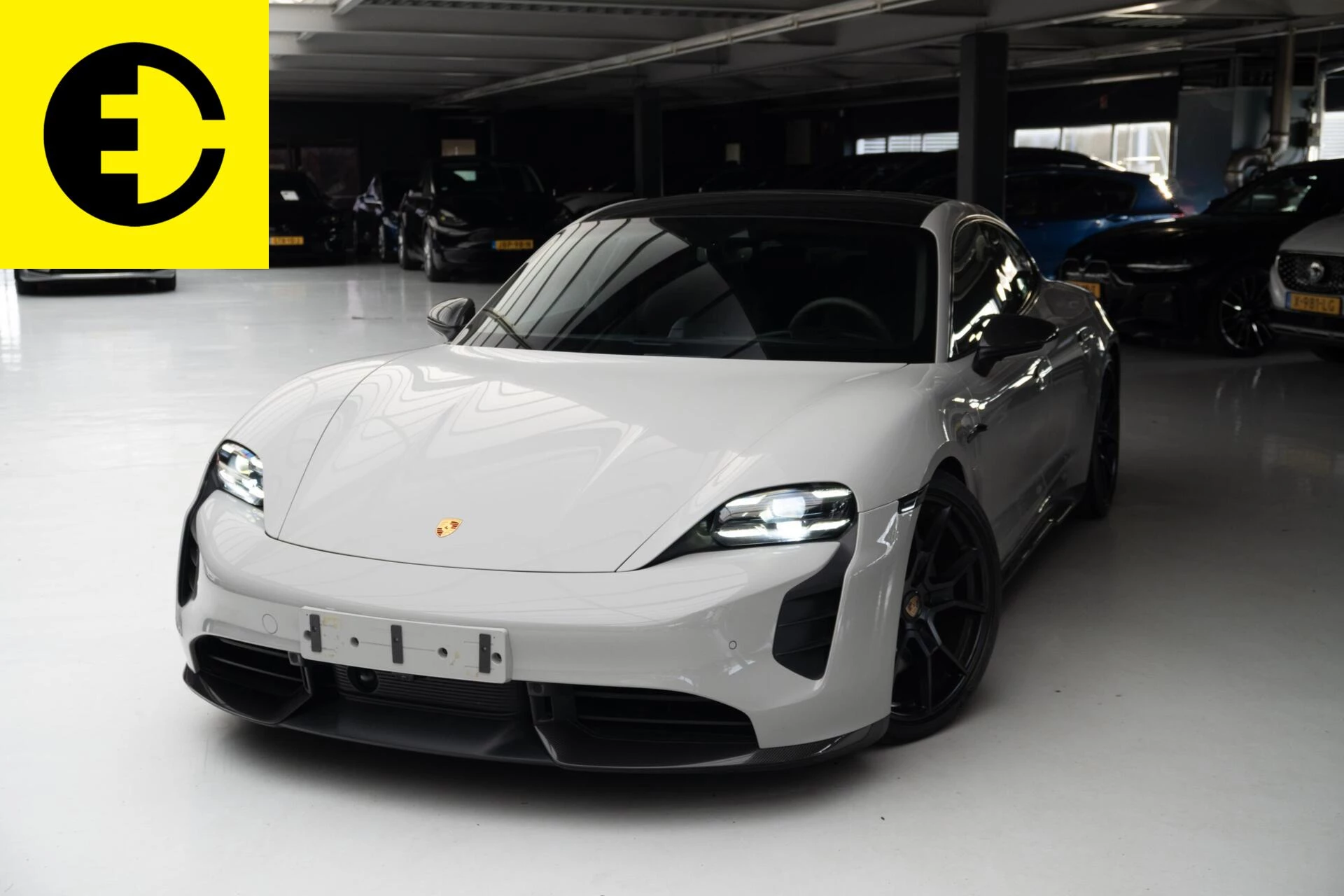 Hoofdafbeelding Porsche Taycan