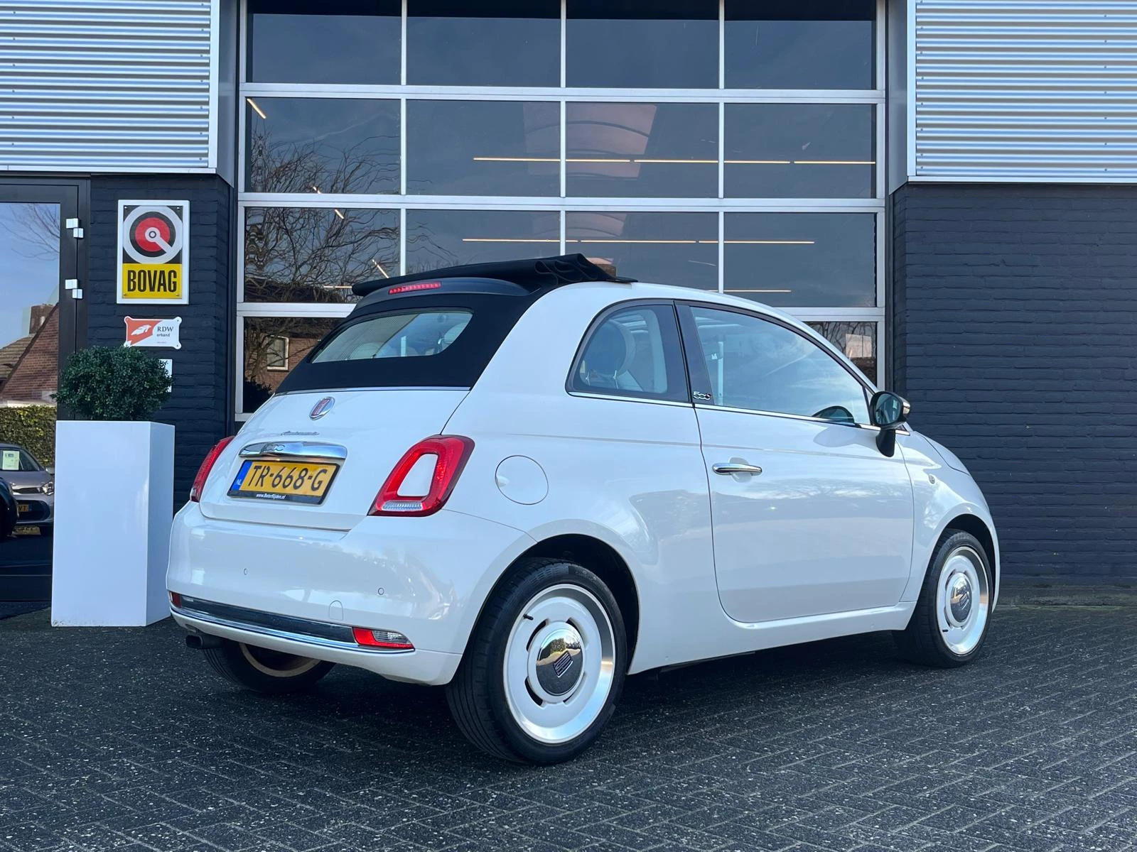 Hoofdafbeelding Fiat 500C