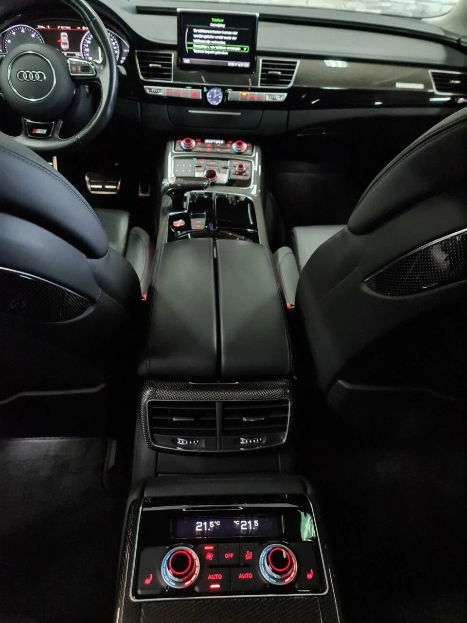 Hoofdafbeelding Audi S8