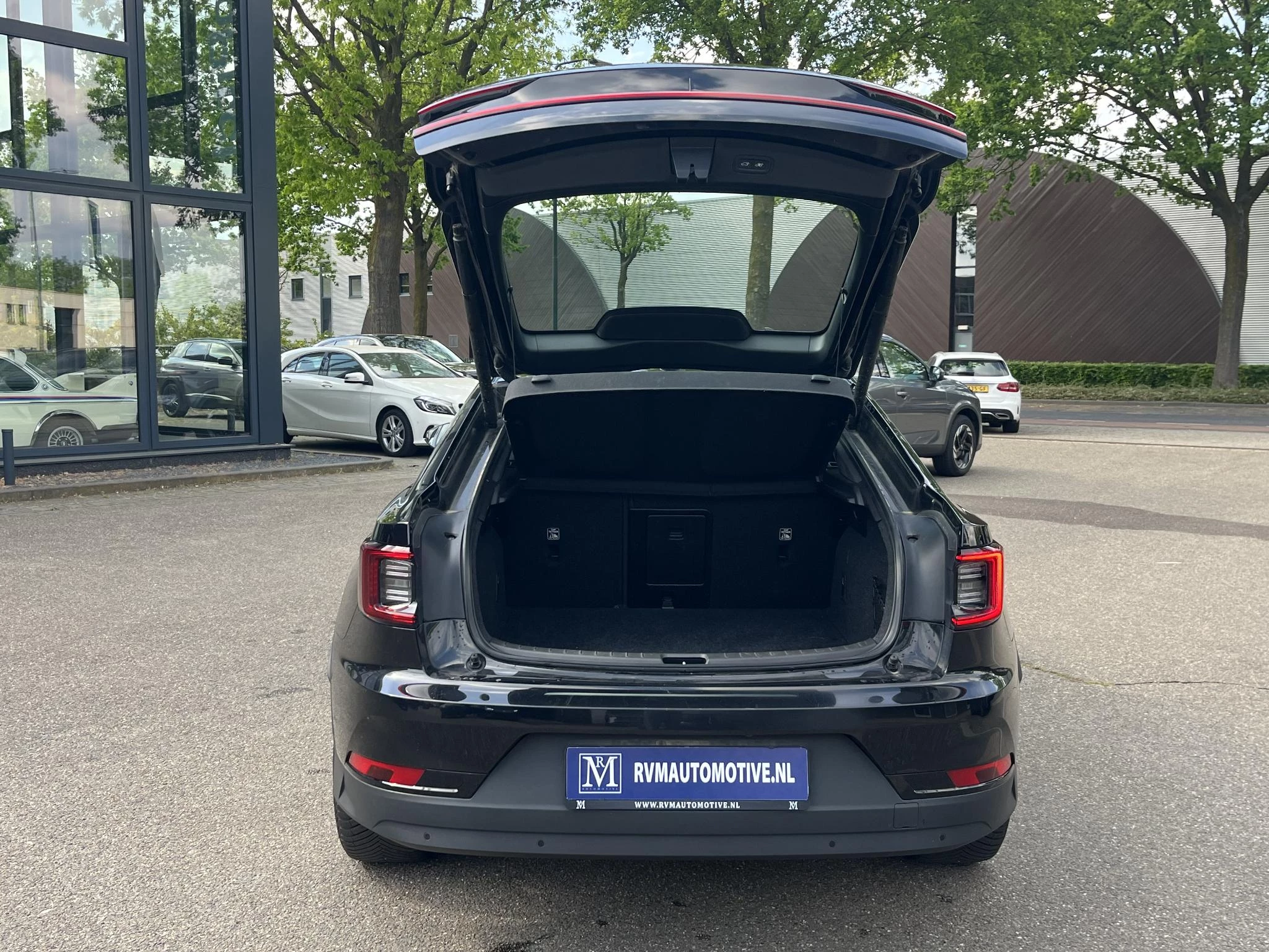 Hoofdafbeelding Polestar 2