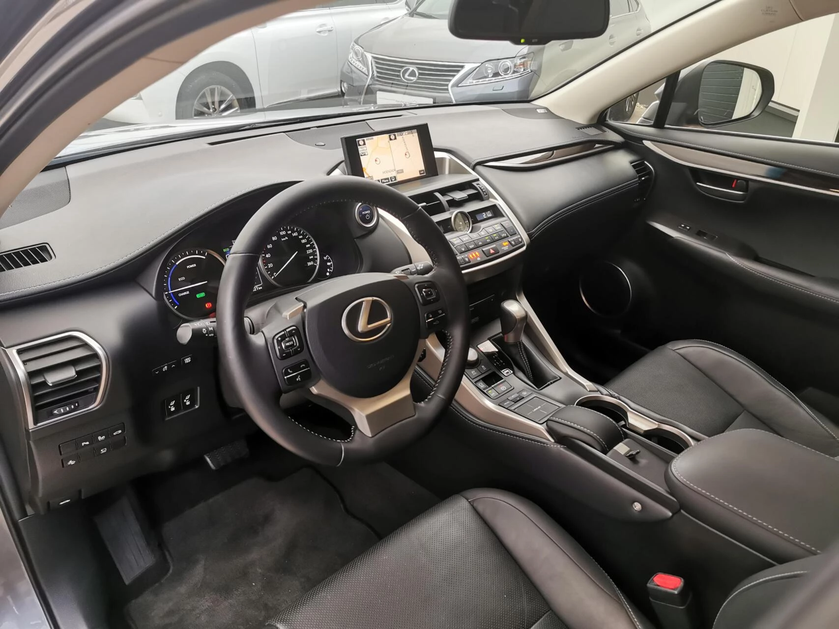 Hoofdafbeelding Lexus NX