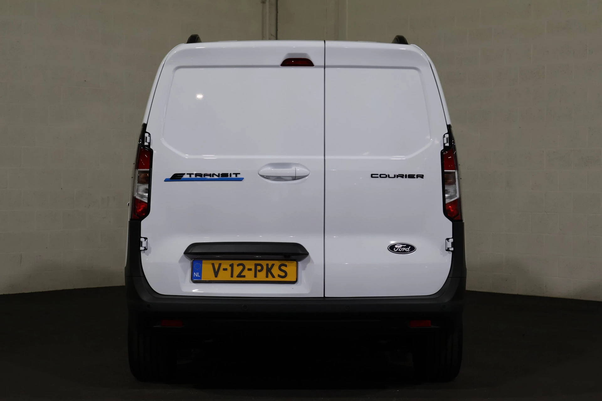 Hoofdafbeelding Ford E-Transit Courier