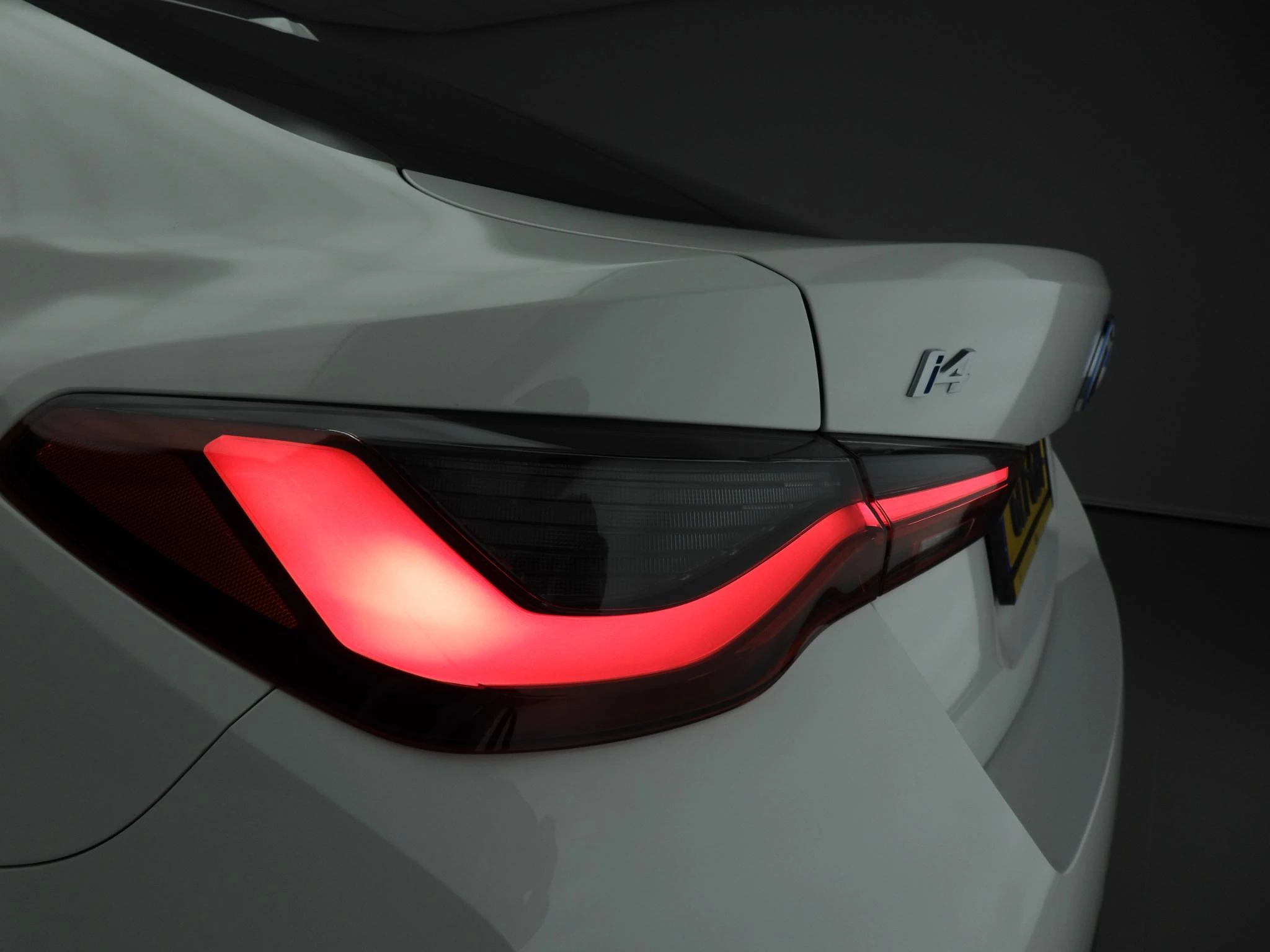 Hoofdafbeelding BMW i4