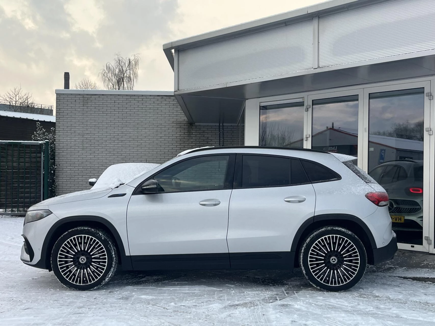 Hoofdafbeelding Mercedes-Benz EQA