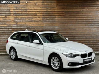 BMW 3-serie Touring 318i LCI | Pano | Automaat | Cruise