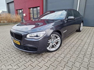 Hoofdafbeelding BMW 7 Serie BMW 750i High Executive /pano-dak /Softclose/ leder