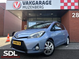 Toyota Yaris 1.5 Full Hybrid Dynamic // PANO DAK // NAVI // CAMERA // TREKHAAK // CRUISE // CLIMA //