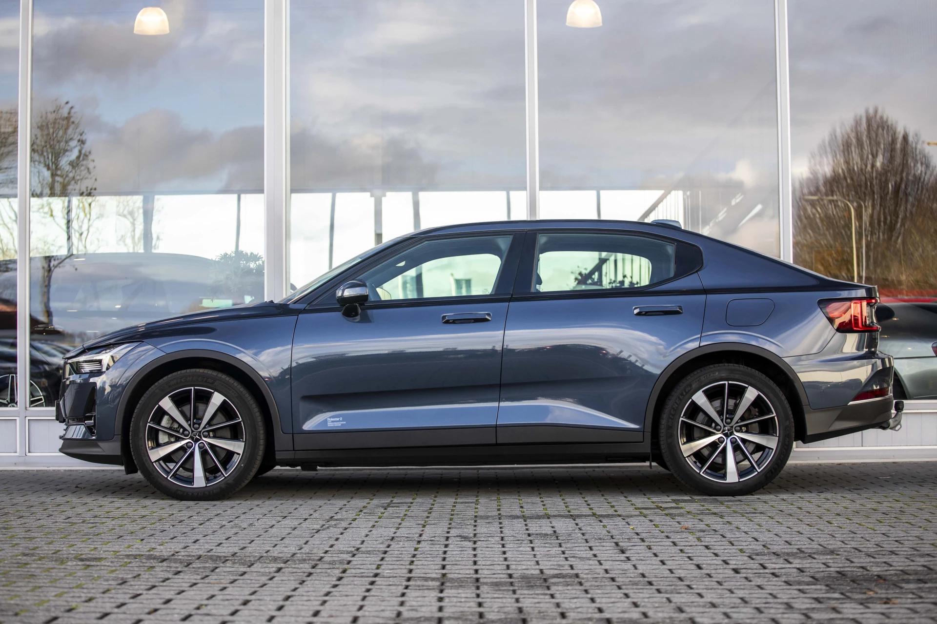 Hoofdafbeelding Polestar 2