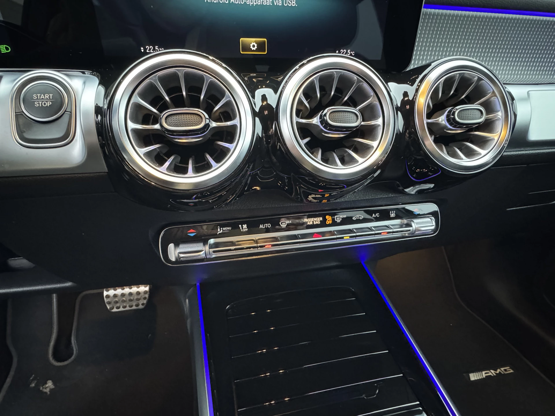 Hoofdafbeelding Mercedes-Benz EQB